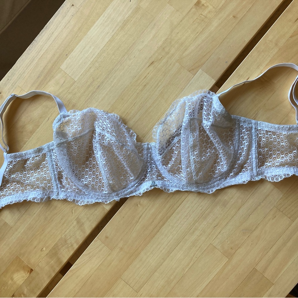 30FF Beija London white Waves Z balconette bra